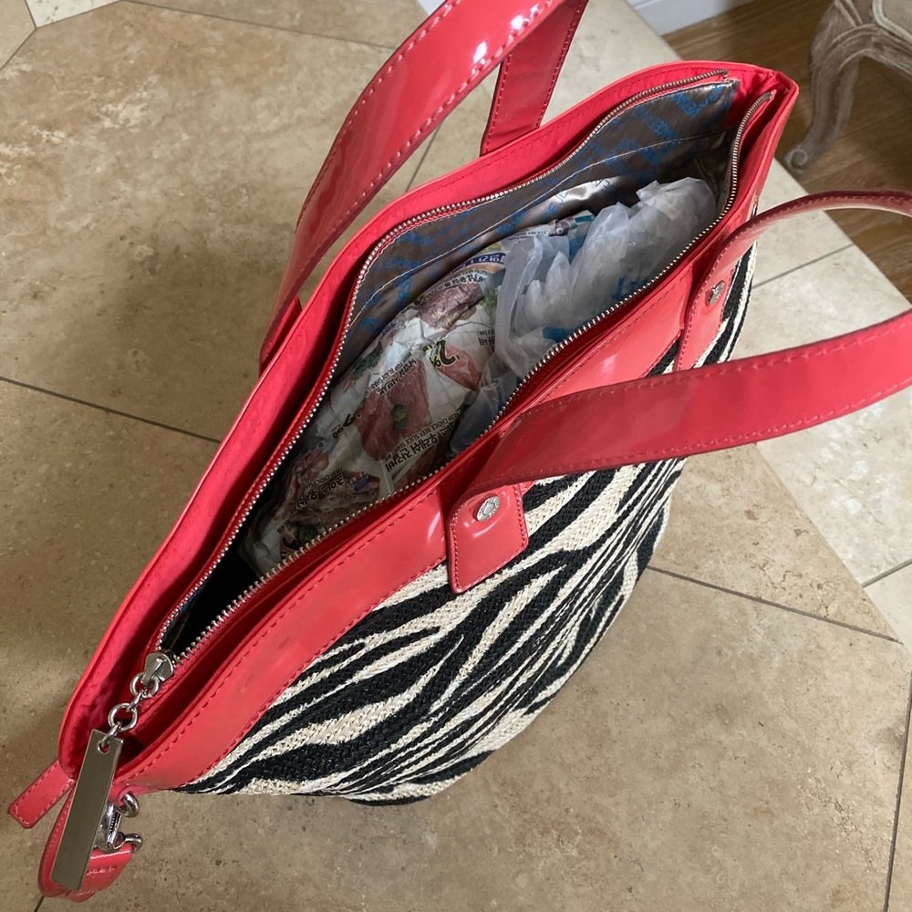 Bag - Picture 3 of 3